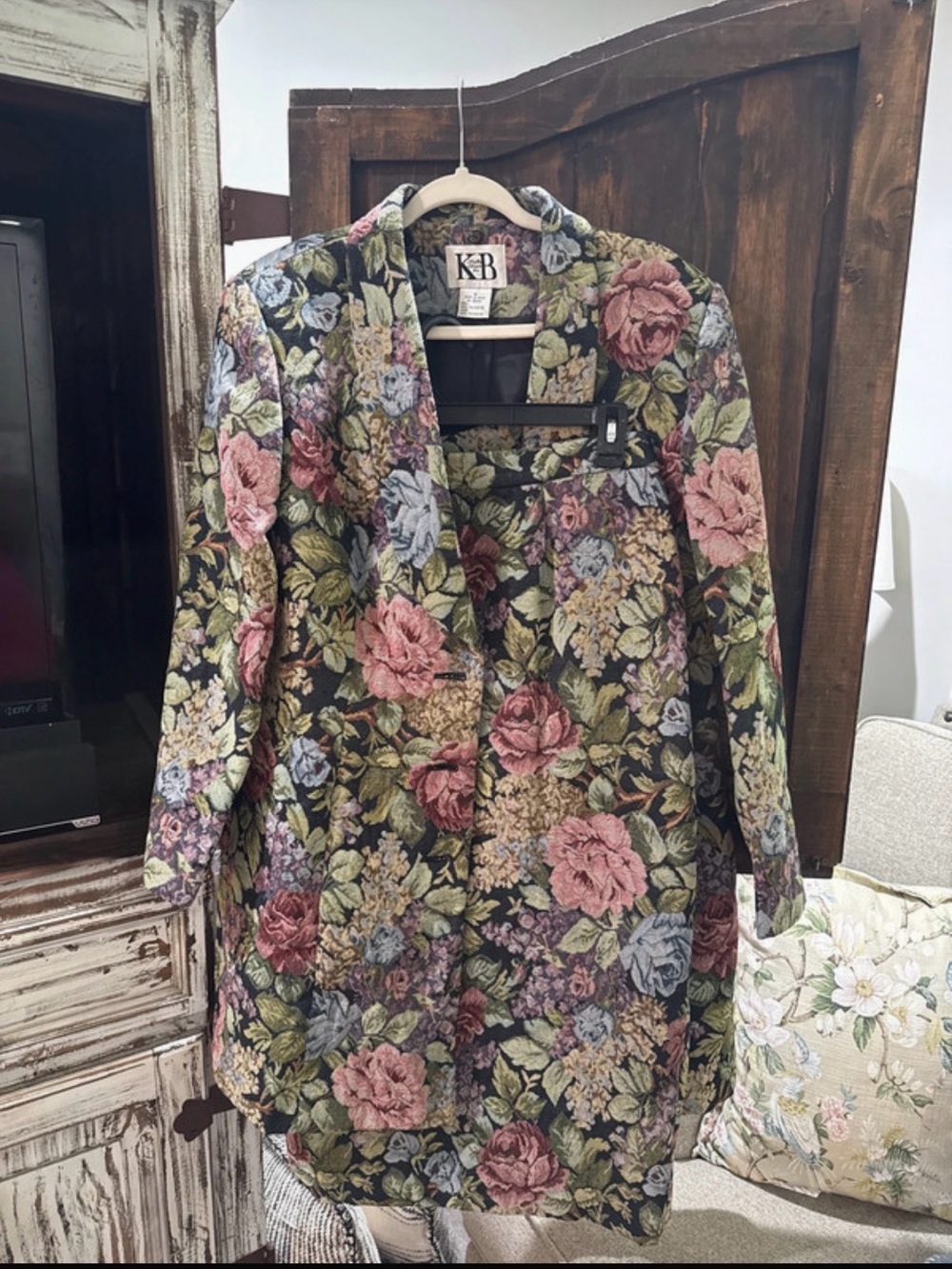 Stella Louise for KB 2 piece suit jacquard print size 16